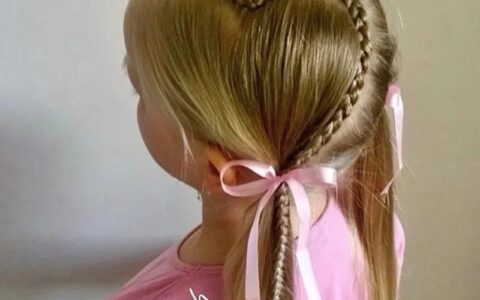 小女孩发型扎法100种（简单又好看的甜美可爱发型扎发图解）
