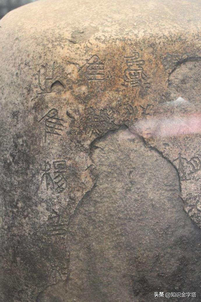 中国古代三大石窟名称分别是哪几个（著名的三大石窟各自的艺术特点） 1