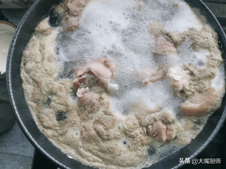 黄豆炖猪蹄的做法黄豆泡多久（家常清炖猪蹄黄豆配料和做法窍门） 9