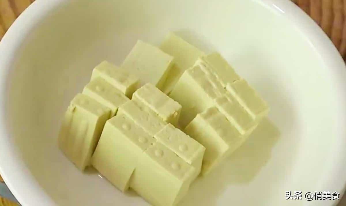 豆腐的做法大全家常(15种简单好吃家常嫩豆腐红烧,焖鸡蛋制作方法） 45